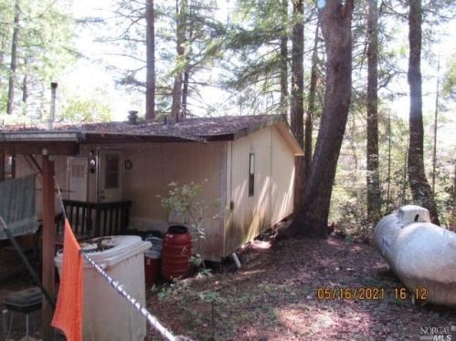 4245 Blackhawk Dr, Willits CA  95490-8776 exterior