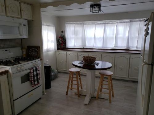 31 Park Ln, Coventry, RI 02816-7046