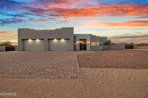 16428 Rancho Laredo Dr, Sun City, AZ 85387-6587