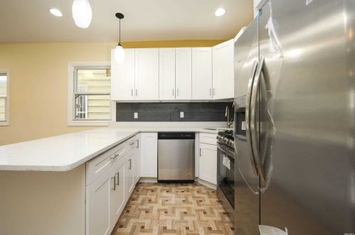104-45 88th Ave, Jamaica, NY 11418-1840