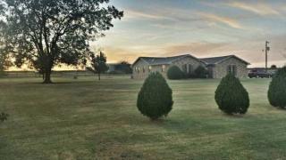 2401 Manor Rd, Yukon OK  73099-6325 exterior