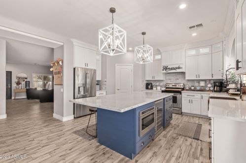 14085 Lisbon Ln, Sun City AZ  85379-8655 exterior