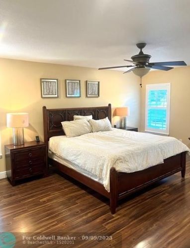 2551 Racquet Club Dr, Palm City FL  34990-2304 exterior