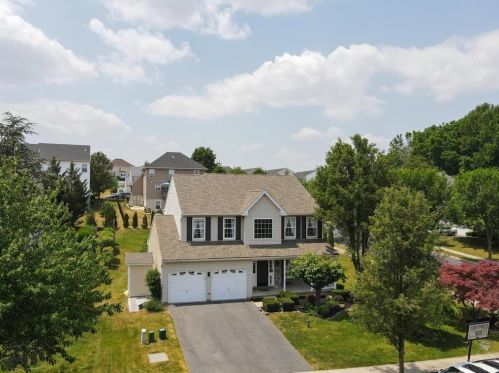 3850 Fire Brick Rd, Macungie, PA 18062-9276