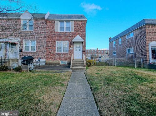 801 Hillcrest Dr, Manor, PA 19036-1609