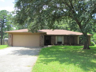 1205 Texas St, Deridder, LA 70634-2745