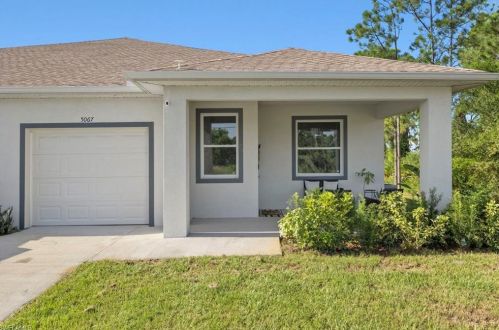 5065 Locke Ln, Lehigh Acres, FL 33973-6202