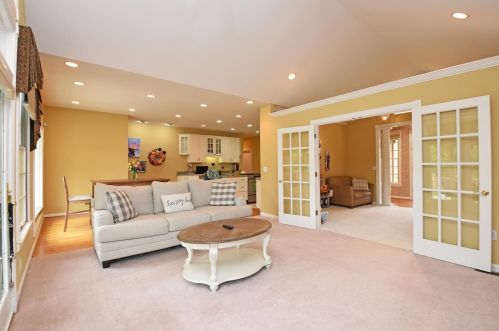 1043 Robertson Rd, Covington KY  41015-2145 exterior