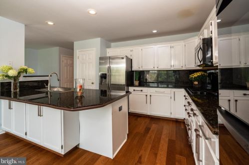 118 Shoal Creek Dr, Blue Bell PA  19422-3250 exterior