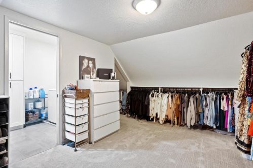 10013 Plaza De Oro Dr, Valley Home CA  95361-9235 exterior