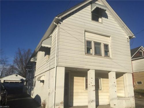 146 Bright Ave, Campbell, OH 44405-1651
