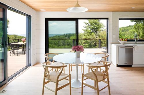 511 Breezy Hl Rd, Hillsdale NY  12529-5056 exterior