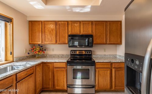 4421 Paseo De Los Cerritos, Tucson AZ 85745-9552 exterior