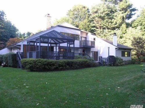 1 Tondan Ln, Matinecock, NY 11560-1125