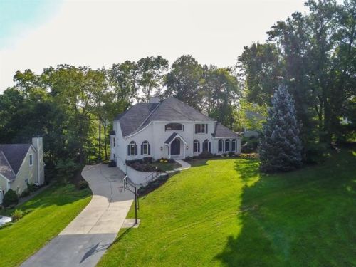 3337 Carpenters Creek Dr, Cincinnati, OH 45241-3814