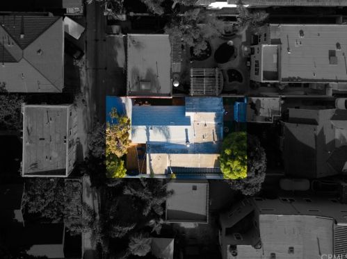 4015 Massachusetts St, Long Beach CA  90814-2826 exterior