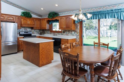 2026 Wintercress Dr, Green Bay, WI 54313-4334