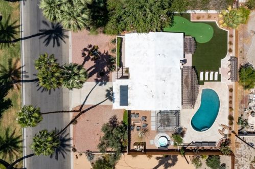 46500 Cameo Palms Dr, La Quinta CA  92253-2016 exterior