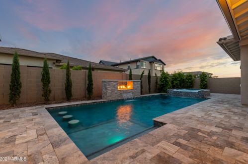 3731 Arabian Dr, Gilbert AZ  85296 exterior