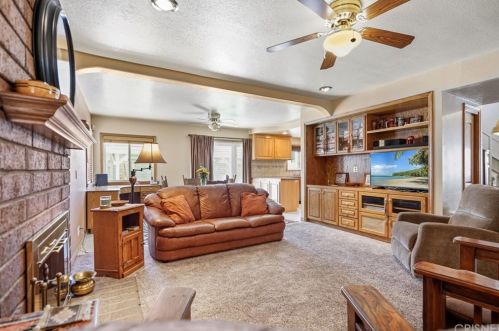 29101 Florabunda Rd, Santa Clarita, CA 91387-2274