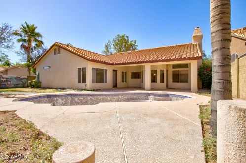 4632 Crocus Dr, Phoenix AZ 85032-5747 exterior