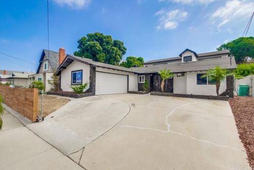 7037 La Sena Ave, San Diego, CA 92114-5917