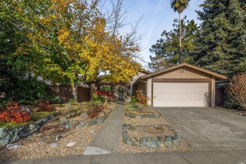 2457 San Pedro Dr, Santa Rosa, CA 95401-9040
