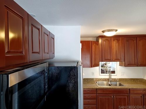 3331 Menlo Ave, San Diego CA 92105-3508 exterior