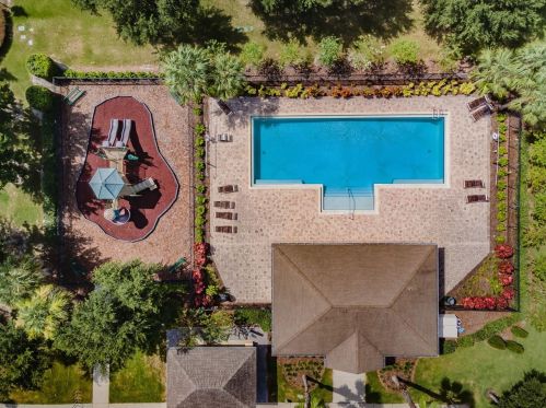 8705 Deep Maple Dr, Riverview FL  33578-8980 exterior