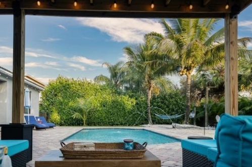 4489 Gossamer Cir, Palm City, FL 34990-1550