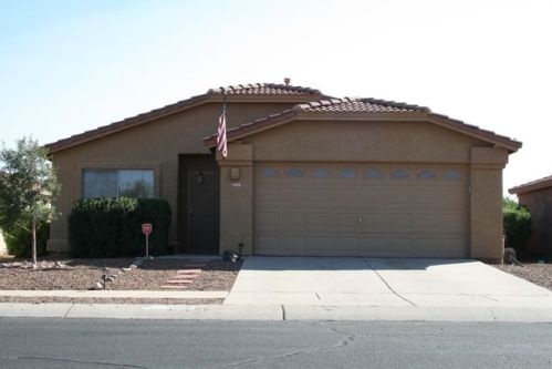 7998 Siskiyou Dr, Tucson, AZ 85743-1142