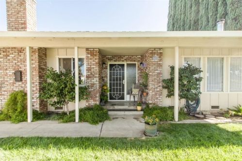 1824 Kruger Dr, Modesto CA  95355-3811 exterior