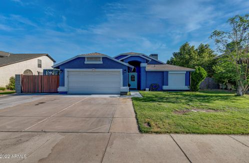 8976 Stella Ave, Glendale, AZ 85305-2431
