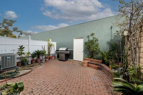 7206 Santa Isabel Cir, Buena Park CA  90620-3138 exterior