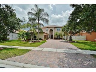 19368 27th St, Hollywood, FL 33029-2485