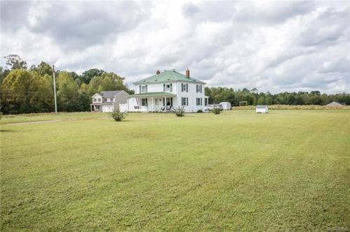 16010 Templeton Rd, Disputanta, VA 23842-5619