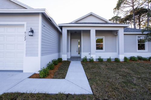 2033 Aneci St, Fort Pierce, FL 34984-4702