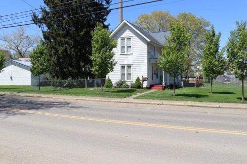 96 Columbus Rd, Mount Vernon, OH 43050-4036