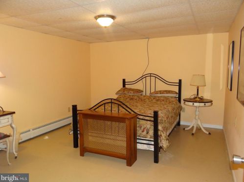 27 Eaton St, Schuylkill Haven PA  17972-1022 exterior