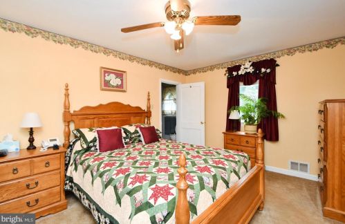 325 Lewis Rd, Limerick PA 19468-1510 exterior