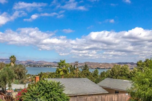 17435 Ranspot Ave, Lake Elsinore, CA 92530-5894