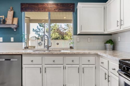 29524 Westwind Dr, Lake Elsinore CA  92530-1242 exterior