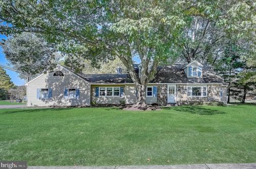 1497 Sweetbriar Ln, Lansdale, PA 19446-3254