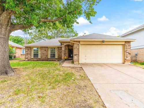 8332 Ohara Ln, Fort Worth, TX 76123-1504