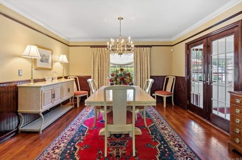 898 North St, White Plains NY  10605-4436 exterior