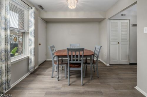 2026 Harbour Dr, Palmyra NJ  08065-1120 exterior