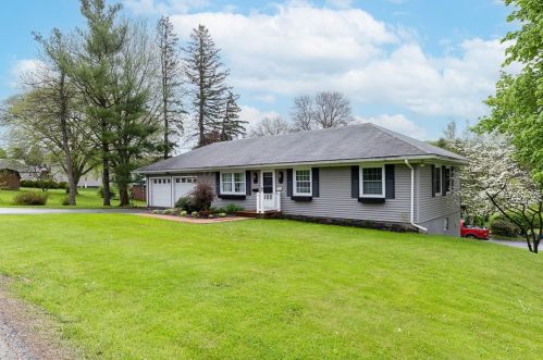 1097 Union St, Somerset, PA 15501-1250