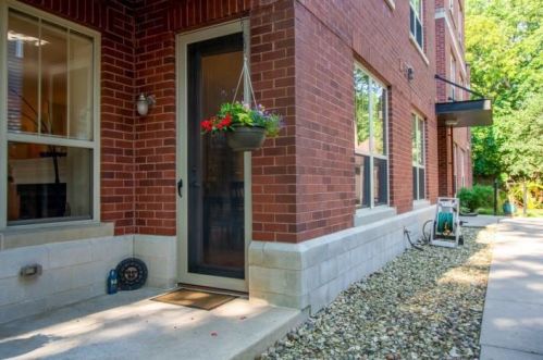 280 Division St, Madison, WI 53704-6606