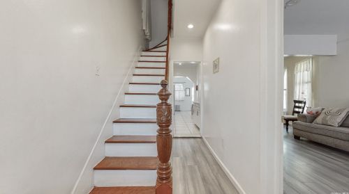 1449 Commonwealth Ave, Bronx, NY 10460-3201