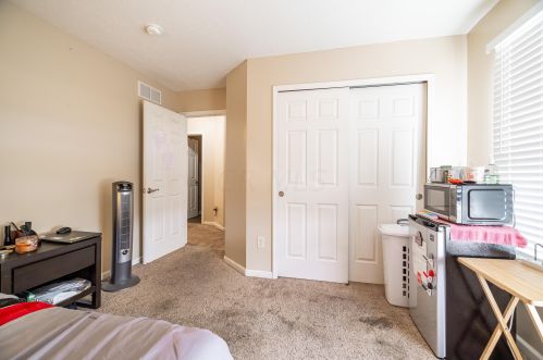 4724 Haley Way, Darbydale OH  43123-8278 exterior